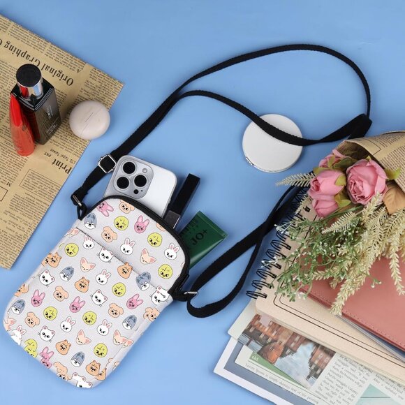 Water-Resistant SK-Z Shoulder Bag for K-POP Lovers - Multi-Functional & Trendy - Picture 4 of 8